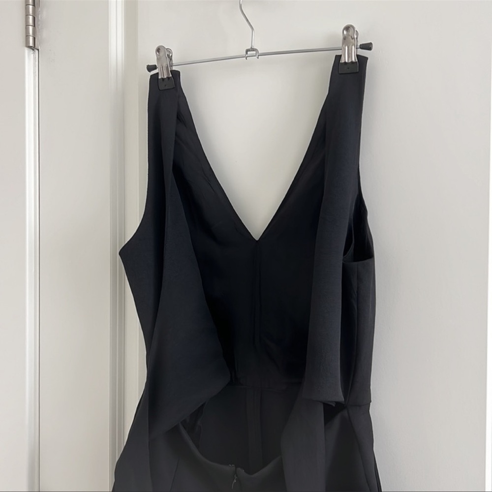 Aritzia Wilfred Ecoulement Romper - Black (6, 8) - Picture 6 of 10